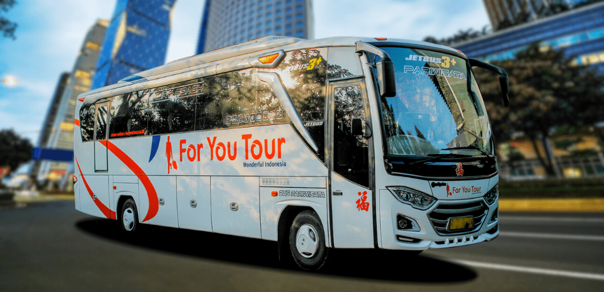 Big Bus Pariwisata ForYouTour Bandung siap berangkat